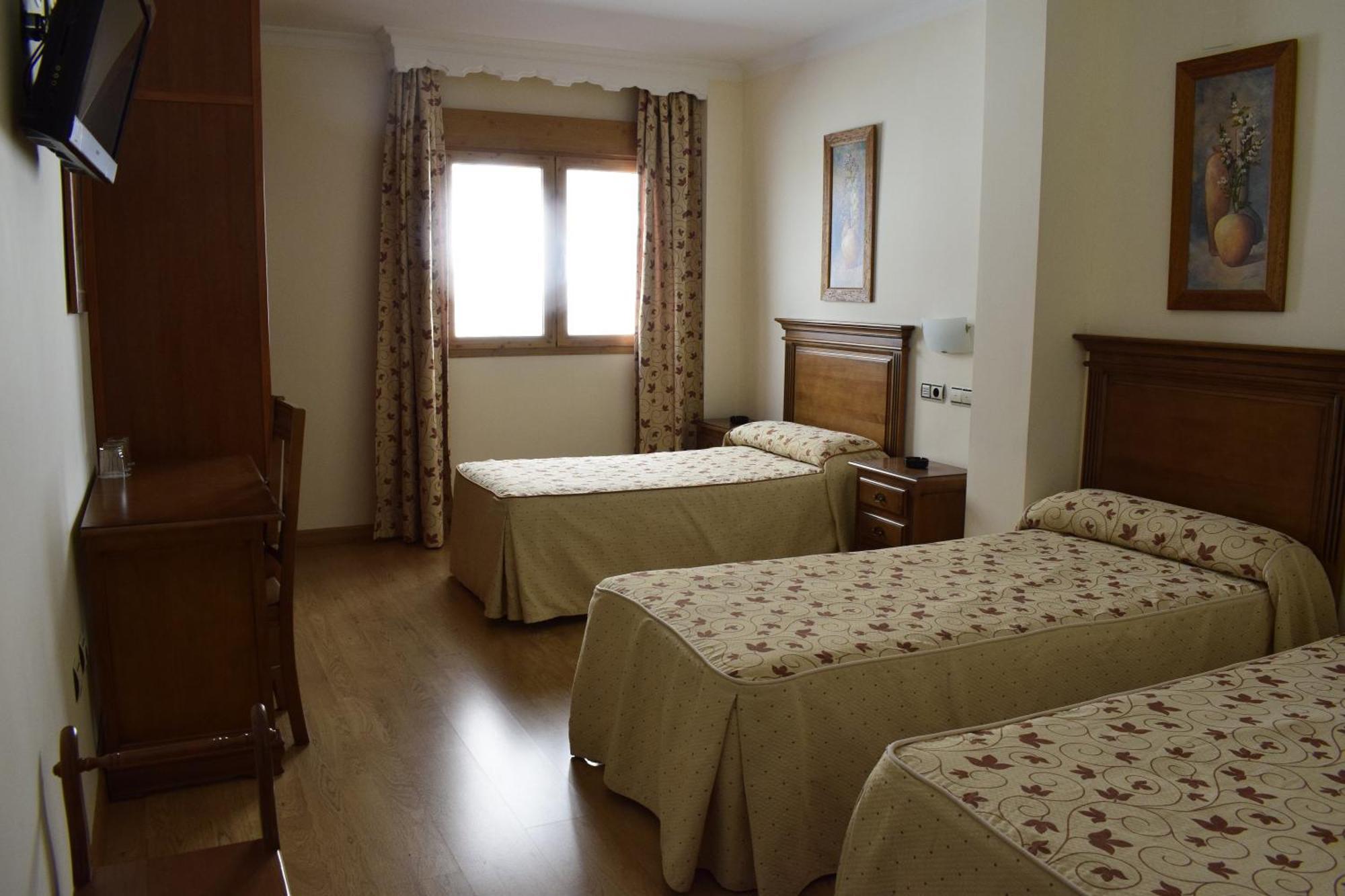 Hotel La Higuera à Guejar Sierra Extérieur photo